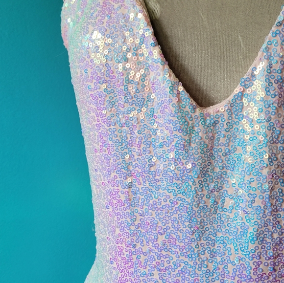 SOLD Blackmilk Sparkle Sparkle Blush Sequin Dress - Picture 3 of 5
